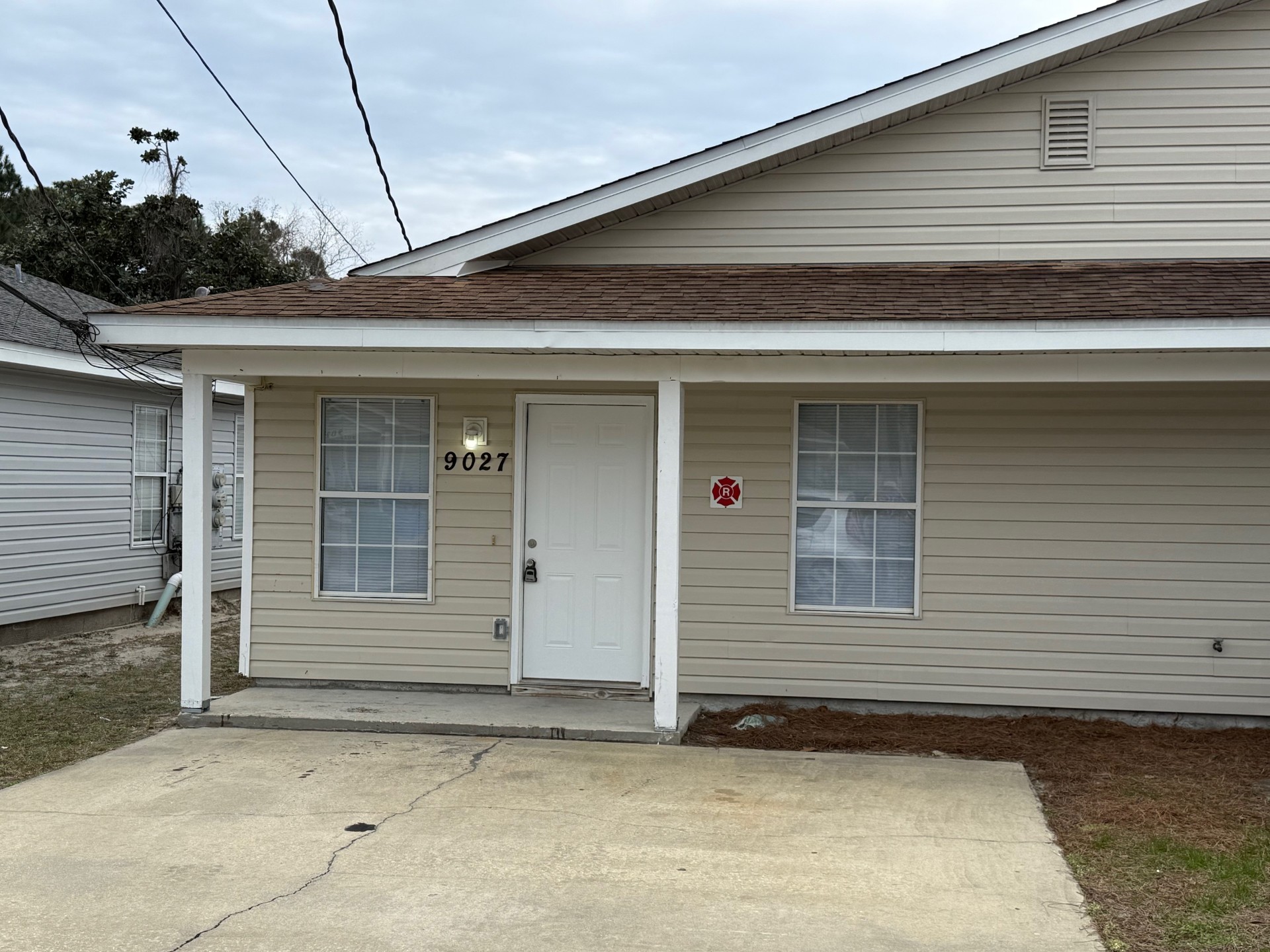 9027 Houston Street - 2